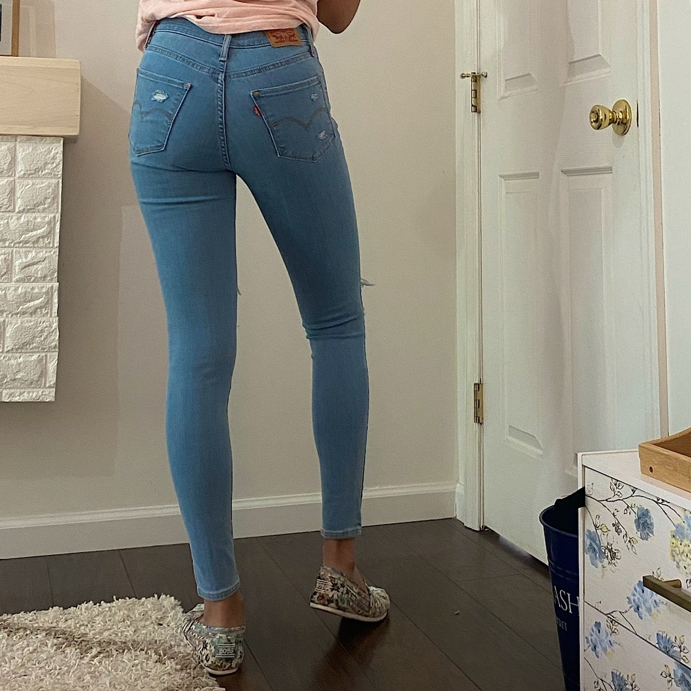 LEVIS HIGH RISE 720 Jean - Picture 5 of 5